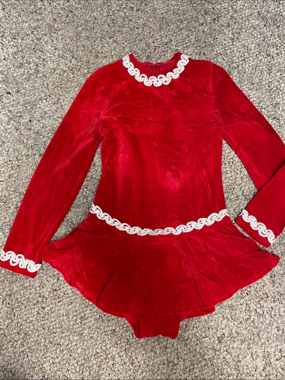 Vintage velvet/sequin trim dance/figure skater skirted leotard